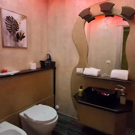 Boutique D'autore - Il Nido D'amore 4* ローマ