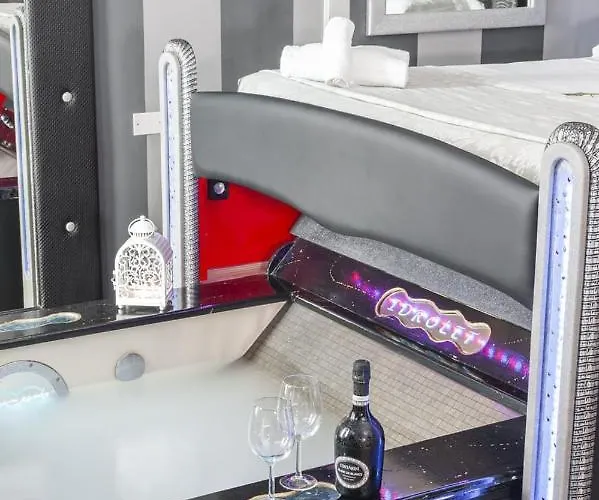 Boutique D'autore - Il Nido D'amore B&B 4*