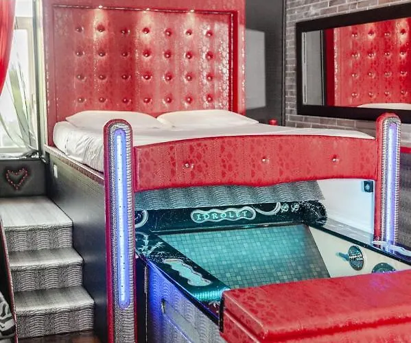 Boutique D'autore - Il Nido D'amore 4*